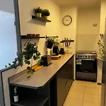 Dep 3 Piezas 1 Bano, Centrico , Wifi , Aire Acondicionado , Parking Privado, Lavanderia , Gym, En El Centro De La Ciudad